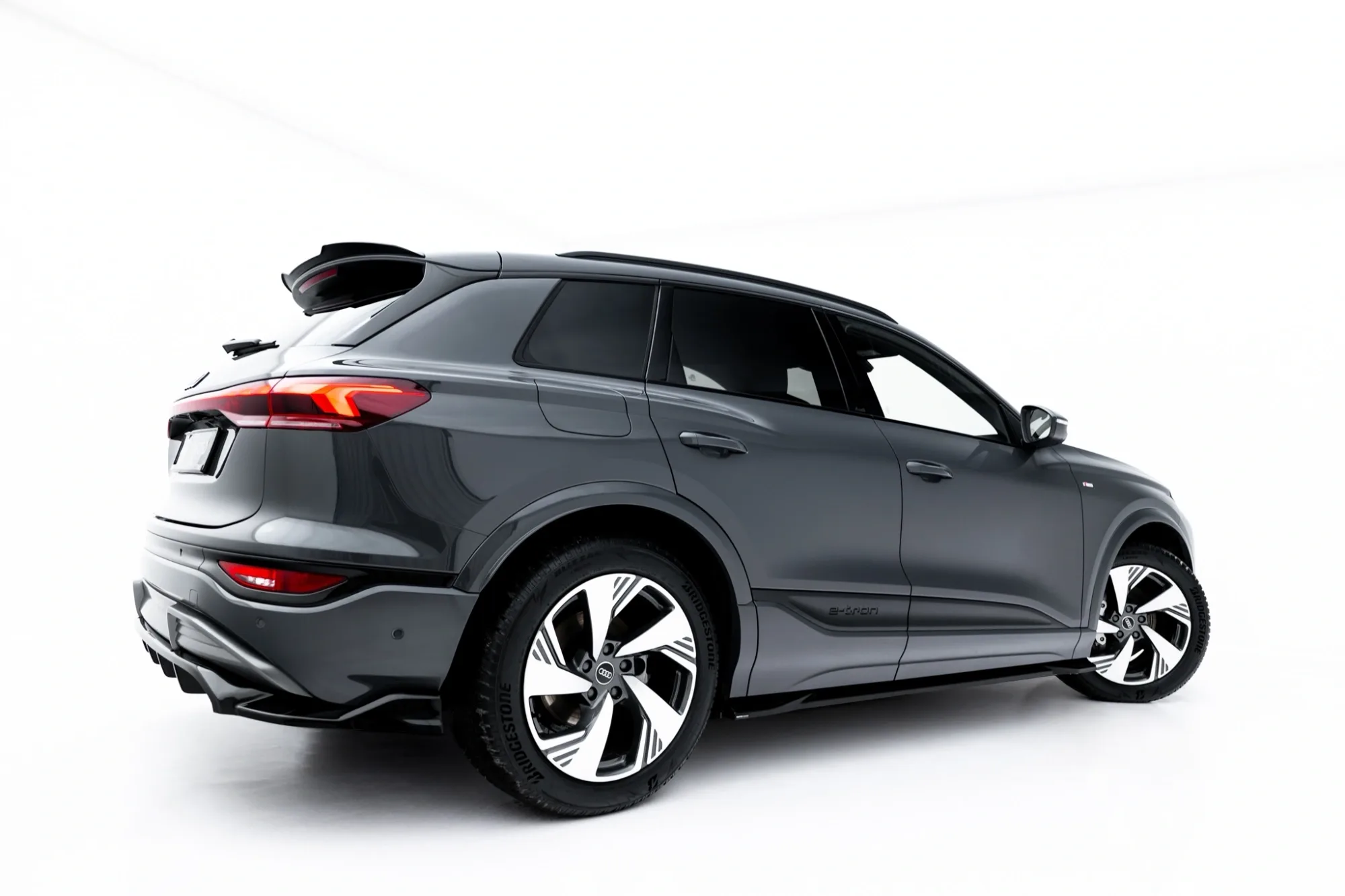 AU Q6 ETRON SLINE 1 SD1 G 1